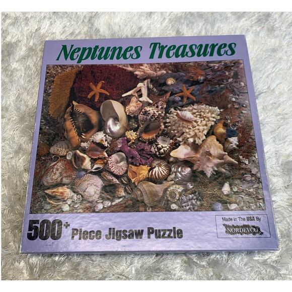Neptune's Treasure Shell Photography Puzzle 500+ Piece - Picture 1 of 6